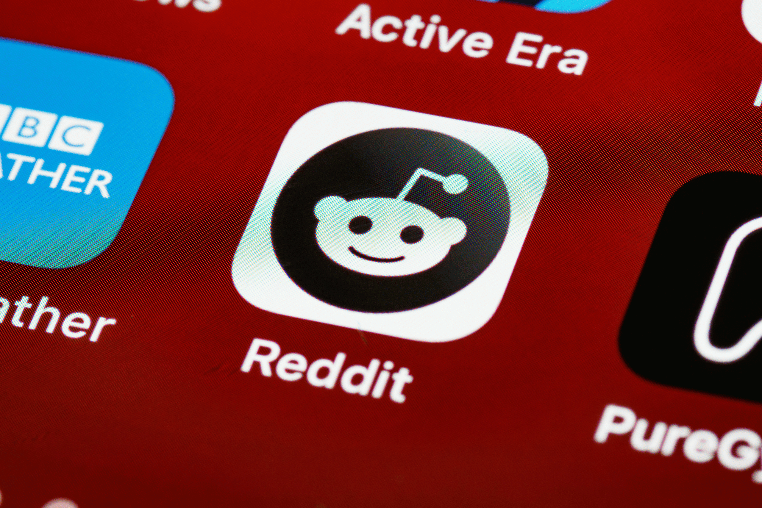 Reddit community management