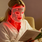 SkinTekie LED Face Mask