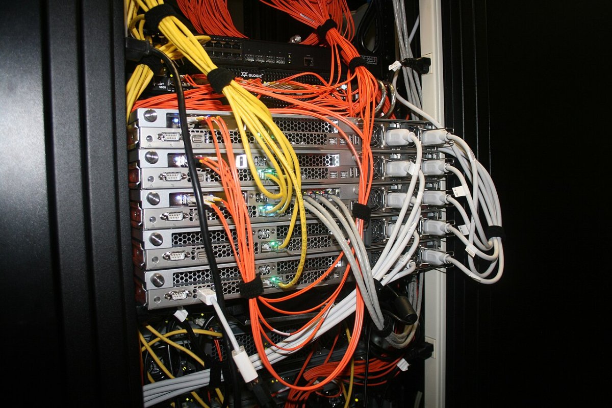 FInal Cut Server - Installed, back