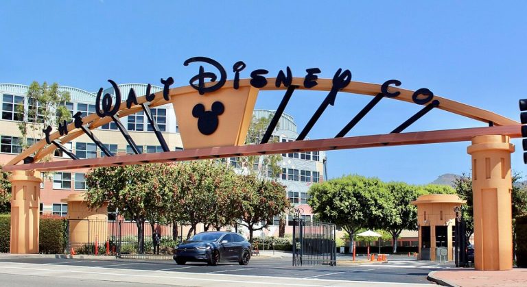 Walt Disney Studios Alameda Entrance