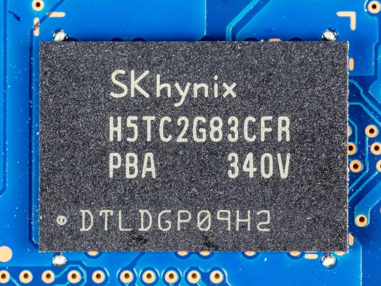 SK Hynix H5TC2G83CFR-5939